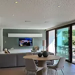 Tres Belle Valescure Raphael -piscine Chauffee Saint-Raphael (Var)