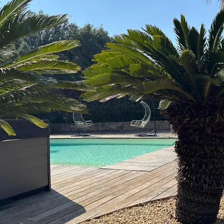 Tres Belle Moderne Piscine Jaccuzi En Option Saint-Raphaël